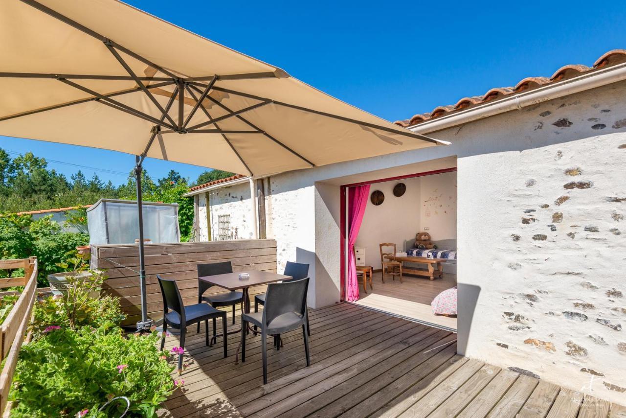 La Chevrerie Bed & Breakfast Vairé Екстериор снимка
